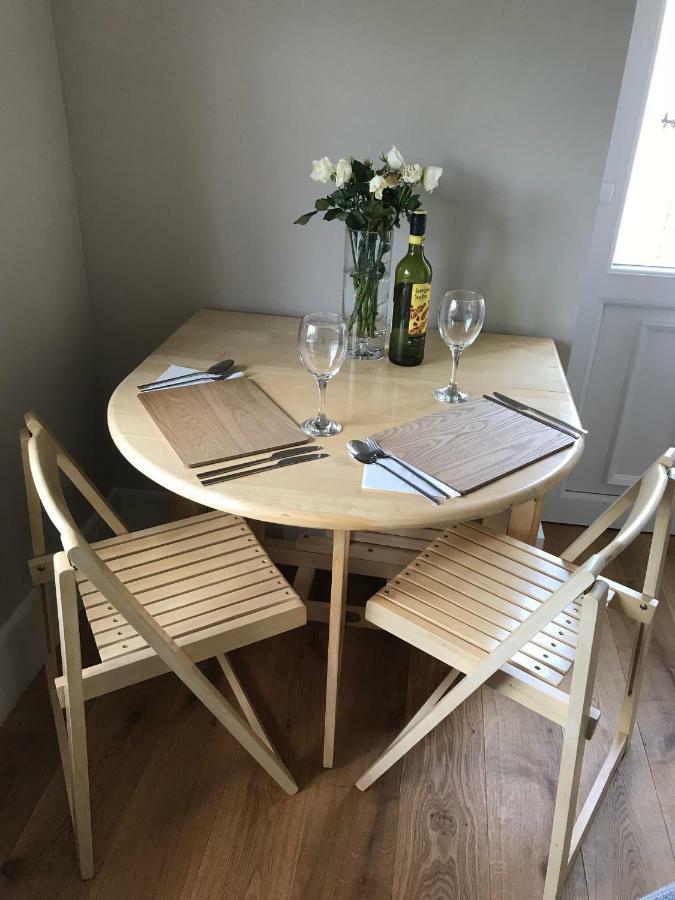 Self-Contained Studio City Centre Location Inverness Extérieur photo