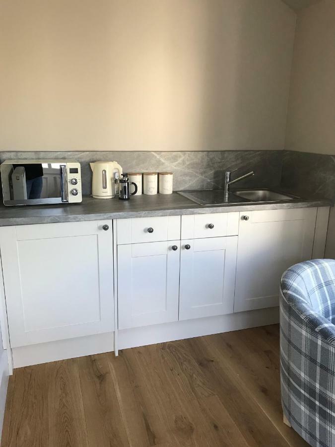 Self-Contained Studio City Centre Location Inverness Extérieur photo