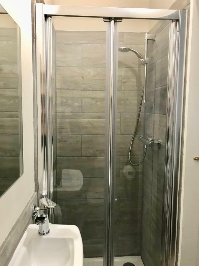Self-Contained Studio City Centre Location Inverness Extérieur photo